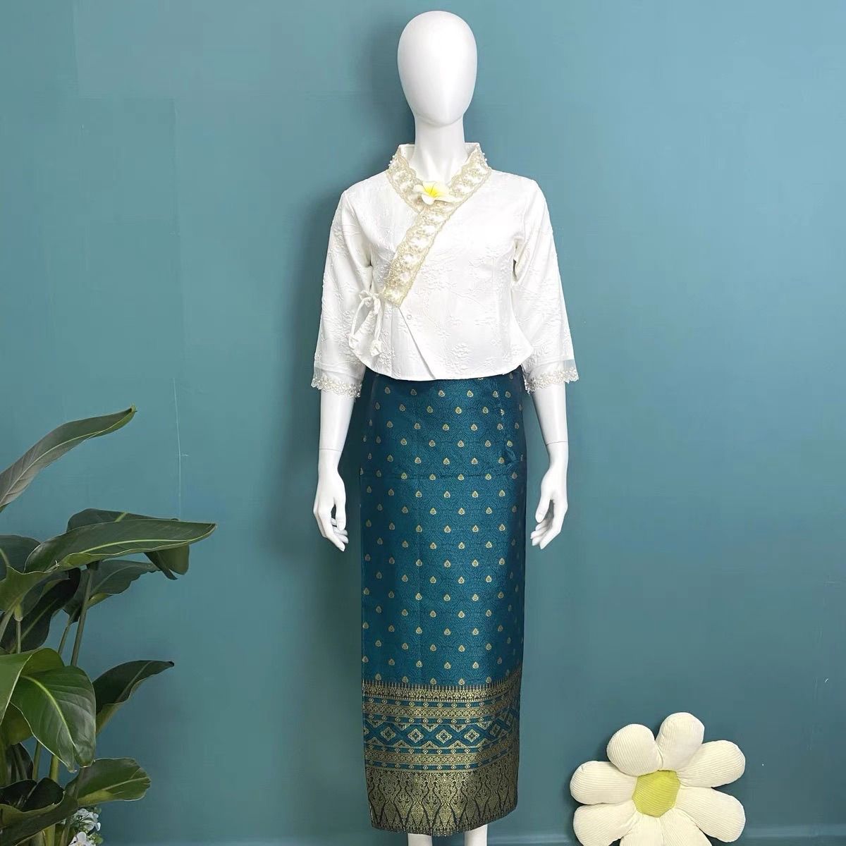 Women Thailand Myanmar women D - Ethnic Clothing & Online Fashion Store Khaadi Uk recension och pris