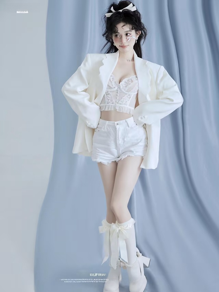 Studio Photography Suit White  - Ethnic Clothing & Online Fashion Store Khaadi Uk recension och pris