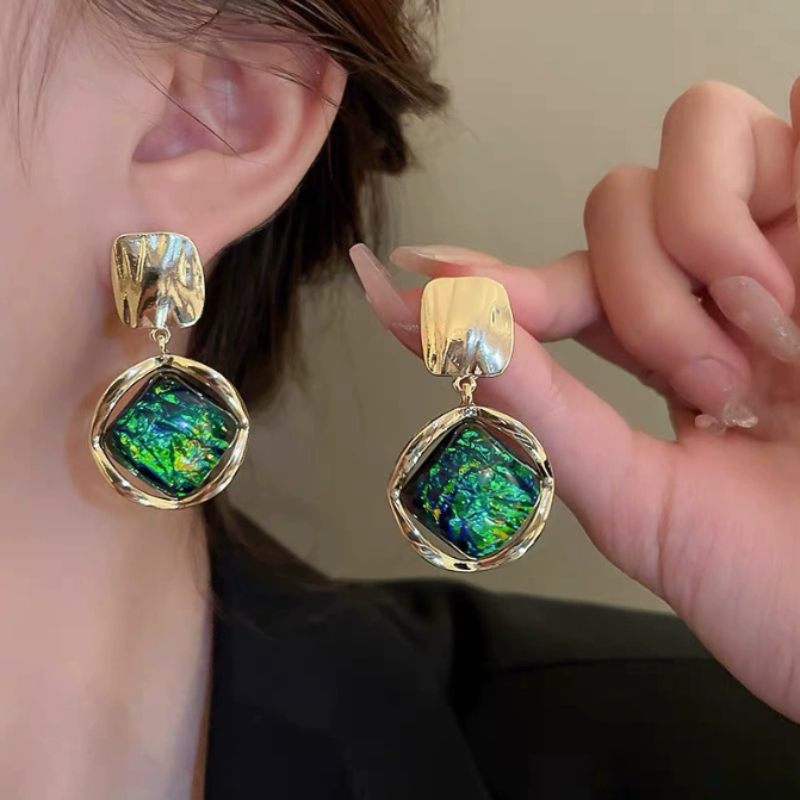 2025 New Trend Gradient Green  - Ethnic Fashion Trends 2025 recension och pris
