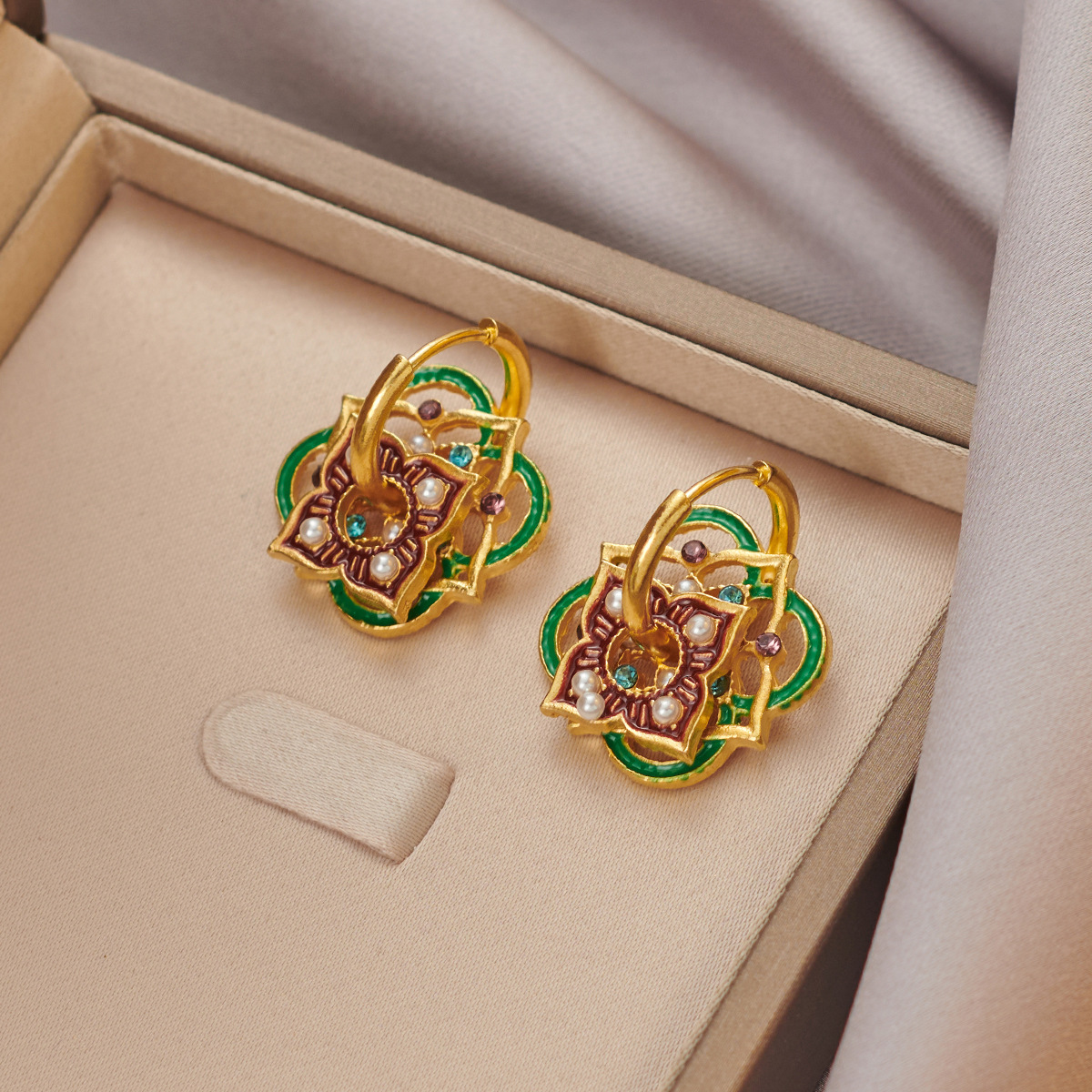 Ethnic Chinese Colorful Enamel - Ethnic Fashion Way recension och pris