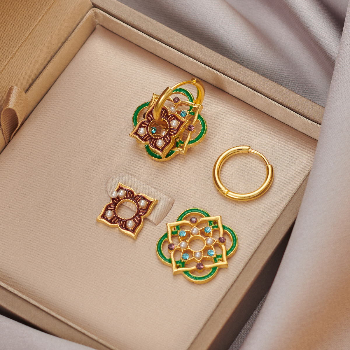Ethnic Chinese Colorful Enamel - Ethnic Fashion Way recension och pris
